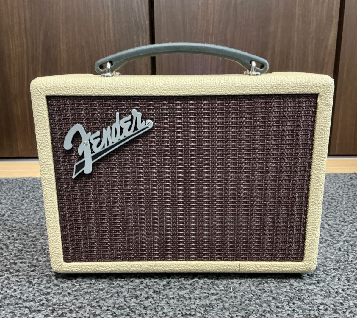 Yahoo!オークション -「fender bluetooth」の落札相場・落札価格 Yahoo!オークション -「fender bluetooth」の落札相場・落札価格