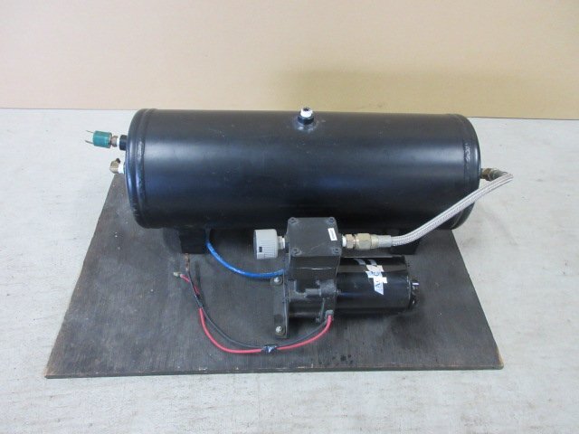 エアサスタンク、コンプレッサーセット 12V 150psi FIRESTONE エアサスタンク、コンプレッサーセット 12V 150psi FIRESTONE