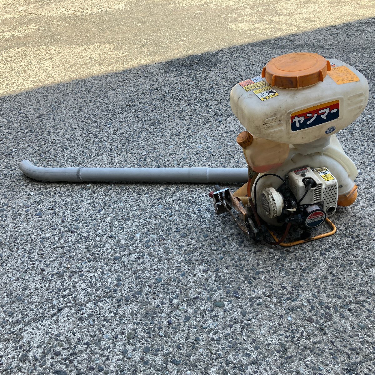 ヤンマー 背負い動力散布機 FS230 散布 ブロアー 散布機 動噴