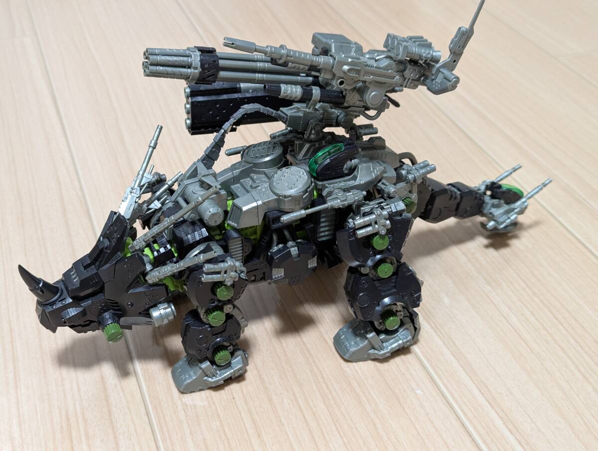 ゾイドワイルド【ファングタイガー】組立済み（ジャンク品