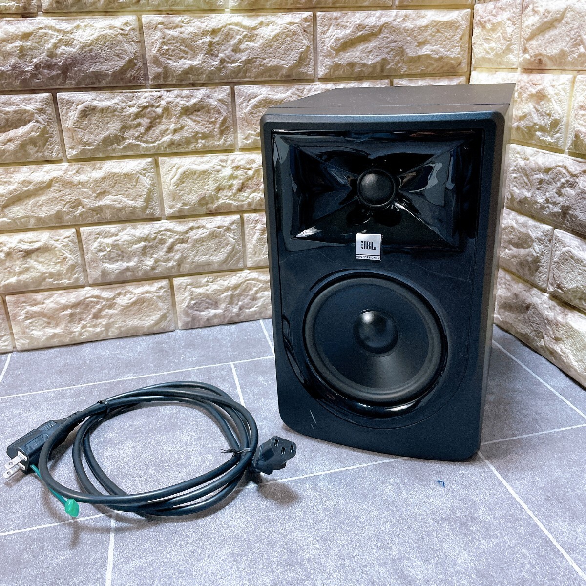 Yahoo!オークション -「jbl 305p」の落札相場・落札価格 Yahoo!オークション -「jbl 305p」の落札相場・落札価格
