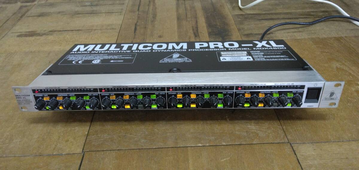 Amazon.com: Behringer MULTICOM PRO-XL MDX4600 V2