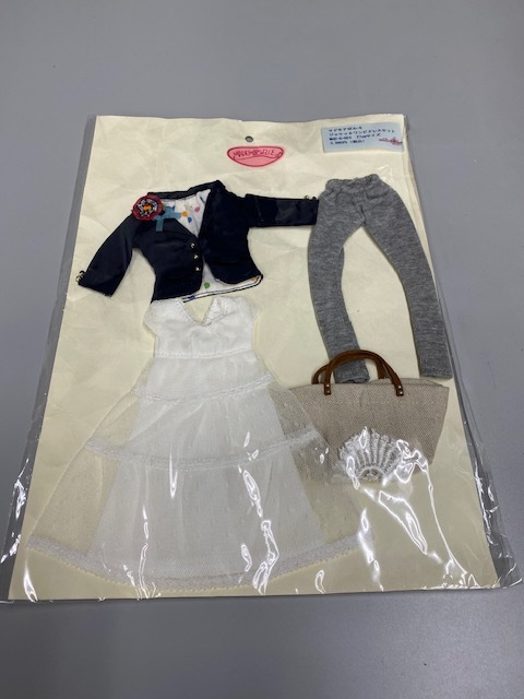 Yahoo!オークション -「リカちゃんキャッスル ドレス」(洋服 Yahoo!オークション -「リカちゃんキャッスル ドレス」(洋服