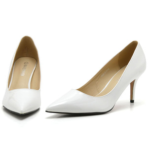 新品 大きいサイズ パンプス ホワイト 28cm 131320-46 エナメル調 ハイヒール