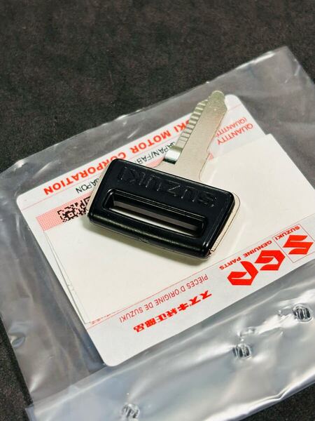 GN125 ブランクキー 純正 新品 1本 TS250ハスラー TS185ER A100 AX100 AX115 スズキ スペアキー 合鍵