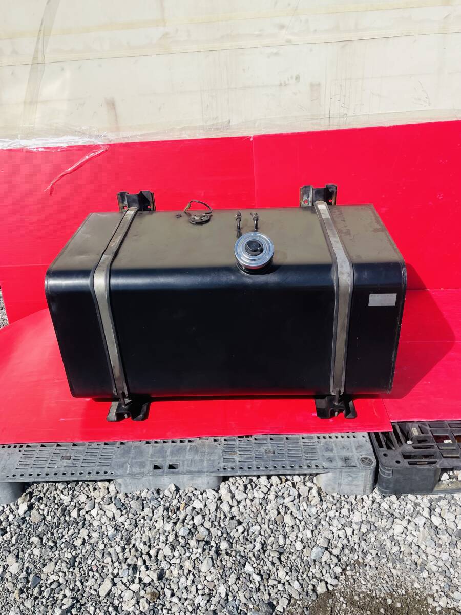 Yahoo!オークション -「トラック 燃料タンク 300l」(その他 Yahoo!オークション -「トラック 燃料タンク 300l」(その他