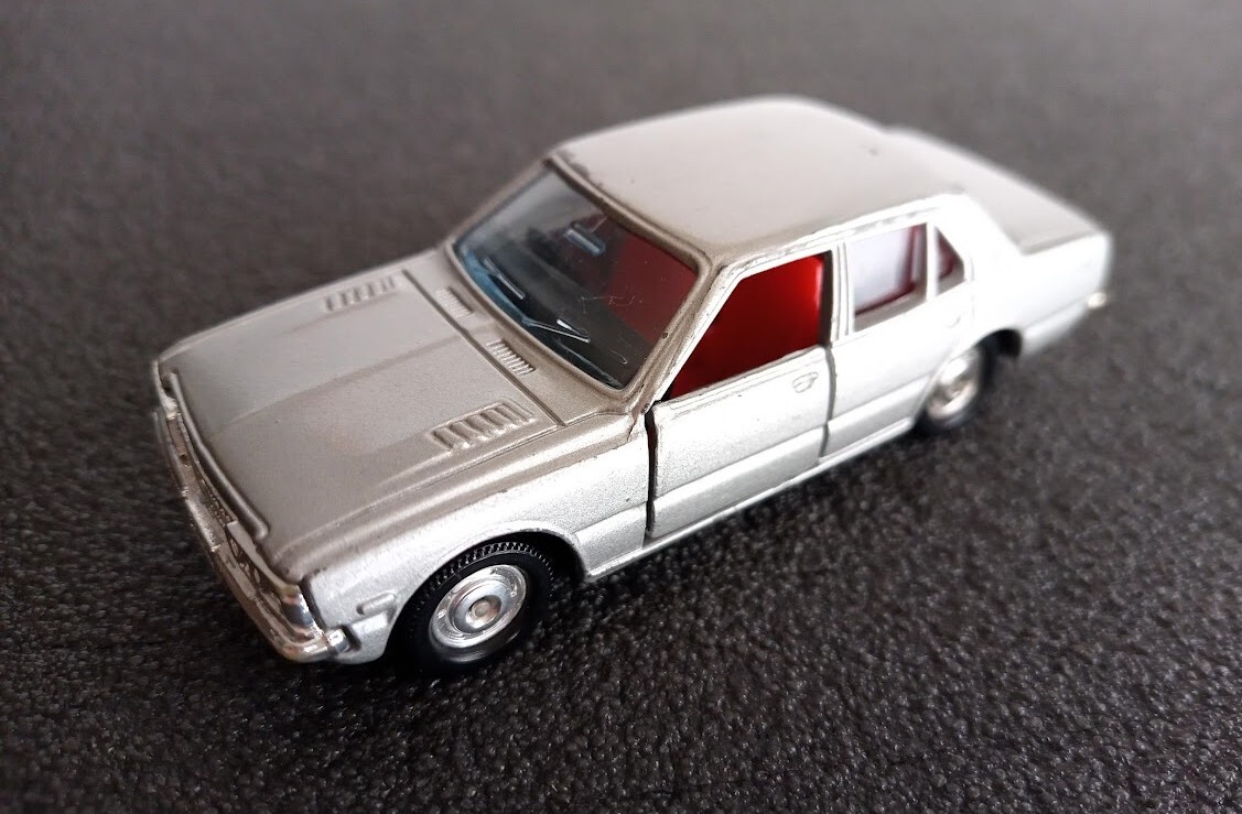 Yahoo!オークション -「トミカダンディコロナ2000gt」(ミニカー Yahoo!オークション -「トミカダンディコロナ2000gt」(ミニカー