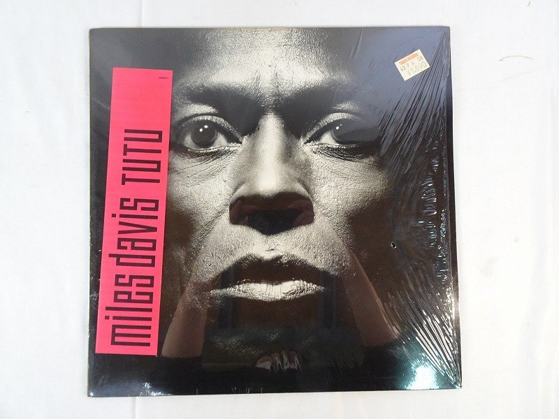 ★ＴＭＬ刻印ＵＳオリジナル盤★『ＴＵＴＵ』マイルス・デイヴィスＬＰ Tutu - マイルス・デイヴィスのアルバム - Apple Music