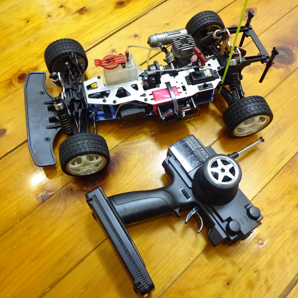 Yahoo!オークション -「京商gp10」(完成品(エンジン)) (自動車 Yahoo!オークション -「京商gp10」(完成品(エンジン)) (自動車
