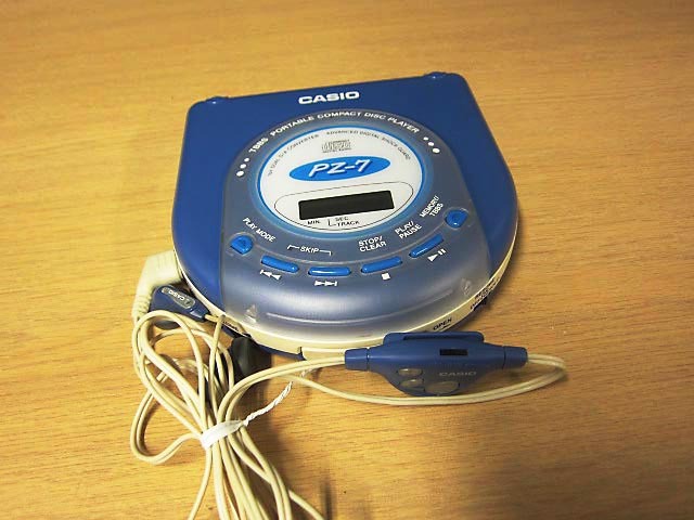 CASIO PZ-2100 ポータブルCDプレーヤー 未使用品 slide_1712228833248.jpg