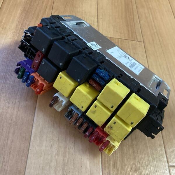 メルセデスベンツW215 CL600 CL500 CL55 AMG等サムヒューズボックスヒューズボックスモジュール