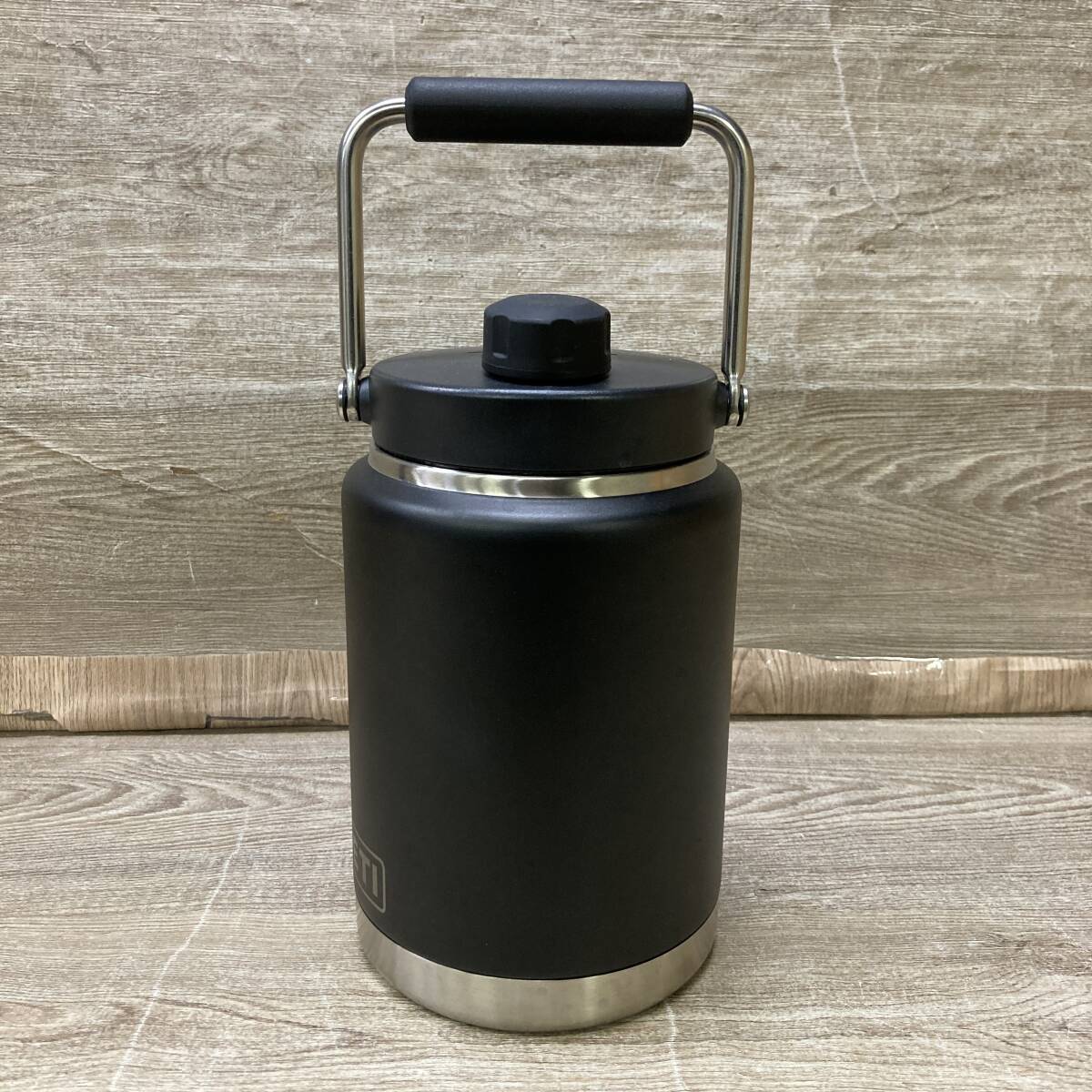 Yahoo!オークション -「yeti」(ジャグ) (水筒、ボトル)の落札 Yahoo!オークション -「yeti」(ジャグ) (水筒、ボトル)の落札