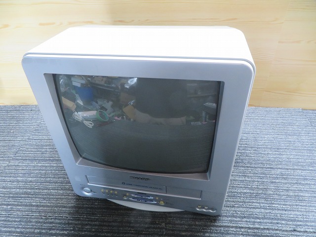 Yahoo!オークション -「sharp シャープ」(ビデオ内蔵型テレビ Yahoo!オークション -「sharp シャープ」(ビデオ内蔵型テレビ