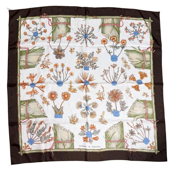 希少 HERMES エルメス カレ90 ガヴァルニー圏谷の押し花 スカーフ