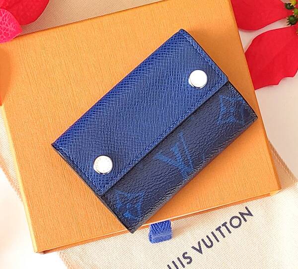 ★極上美&箱・袋付★ルイ・ヴィトン LOUIS VUITTON RFID搭載 タイガラマ コンパクトウォレット 3つ折り財布 M67620 ブルー/青/コバルト