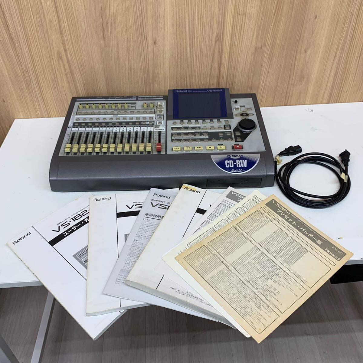 Yahoo!オークション -「roland vs8f-2」の落札相場・落札価格 Yahoo!オークション -「roland vs8f-2」の落札相場・落札価格