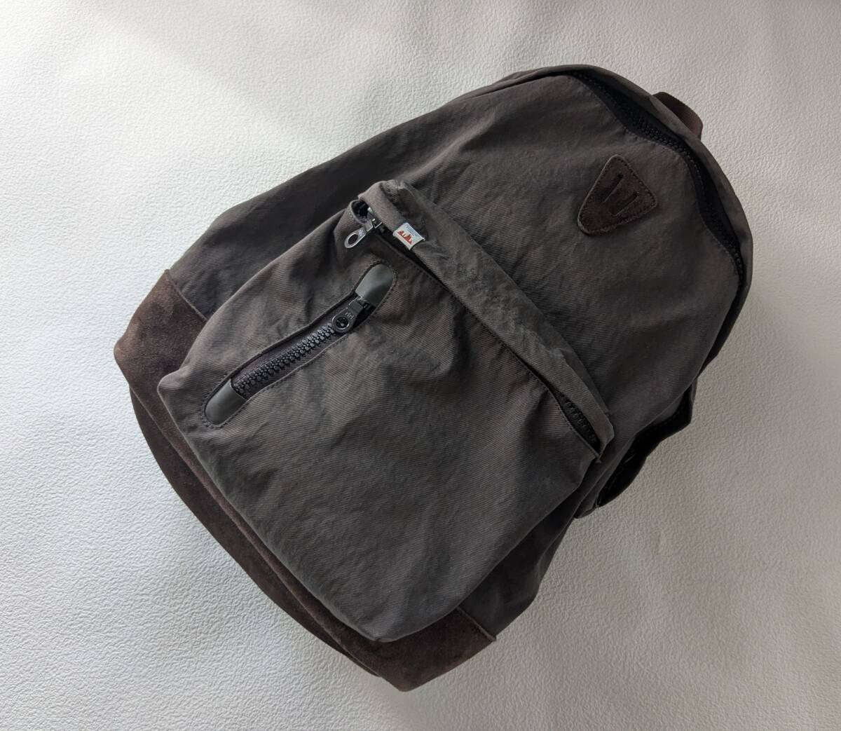 Yahoo!オークション -「visvim リュック」(visvim) (ひ)の落札 Yahoo!オークション -「visvim リュック」(visvim) (ひ)の落札