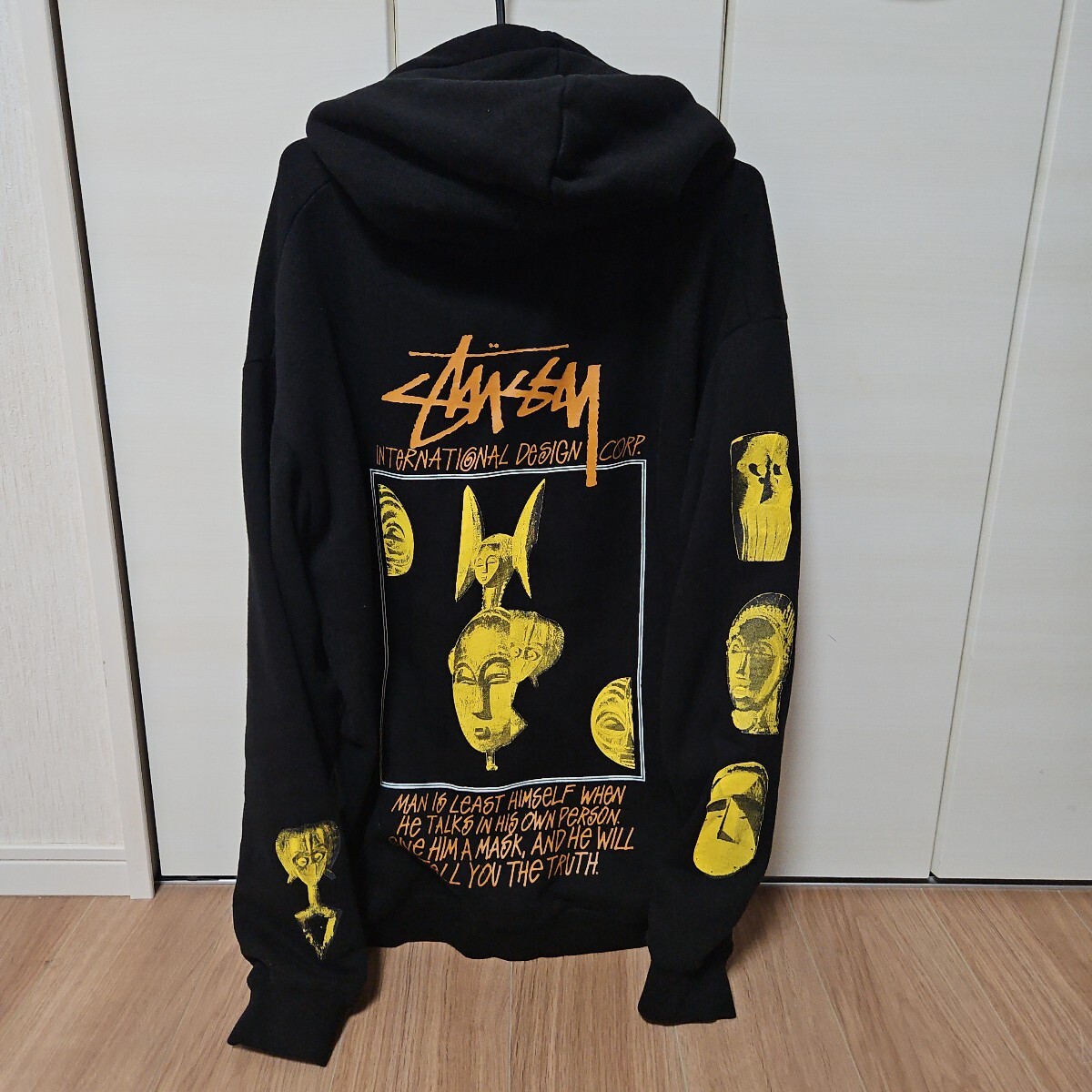 美品　オールド　Stussy ブラック パーカー ゲームデザイン　ビッグロゴ STUSSYステューシー BIGロゴパーカー黒 M〜Lサイズ - メルカリ