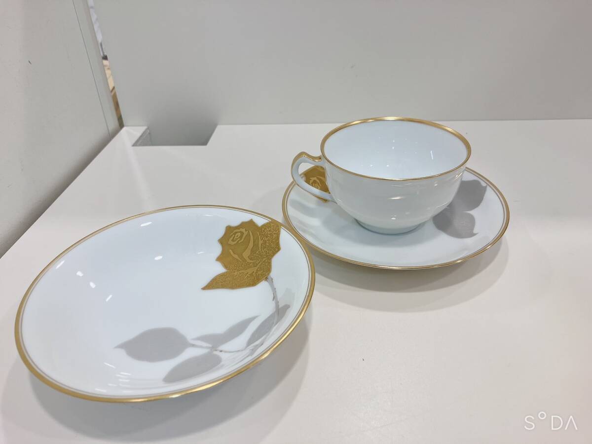 大倉陶園 - 【未使用品】大倉陶園　「金蝕バラ」　ティーカップ&amp;ソーサー　6客セット 2025年最新】大倉陶園 金蝕バラの人気アイテム - メルカリ
