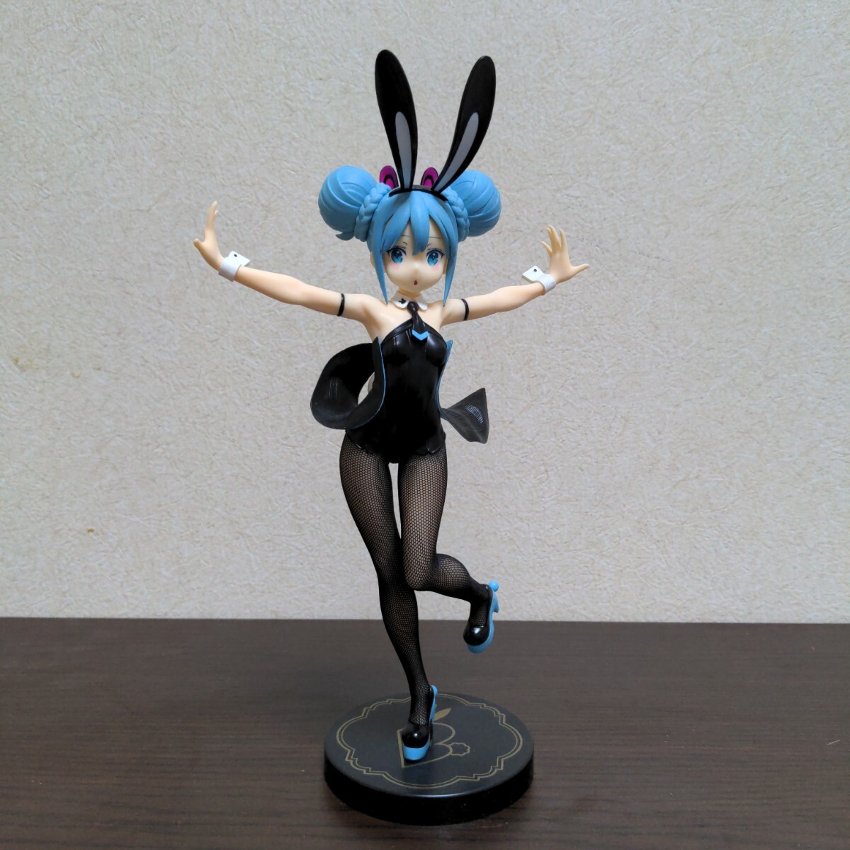 Yahoo!オークション -「バニーフィギュア」(初音ミク) (コミック Yahoo!オークション -「バニーフィギュア」(初音ミク) (コミック