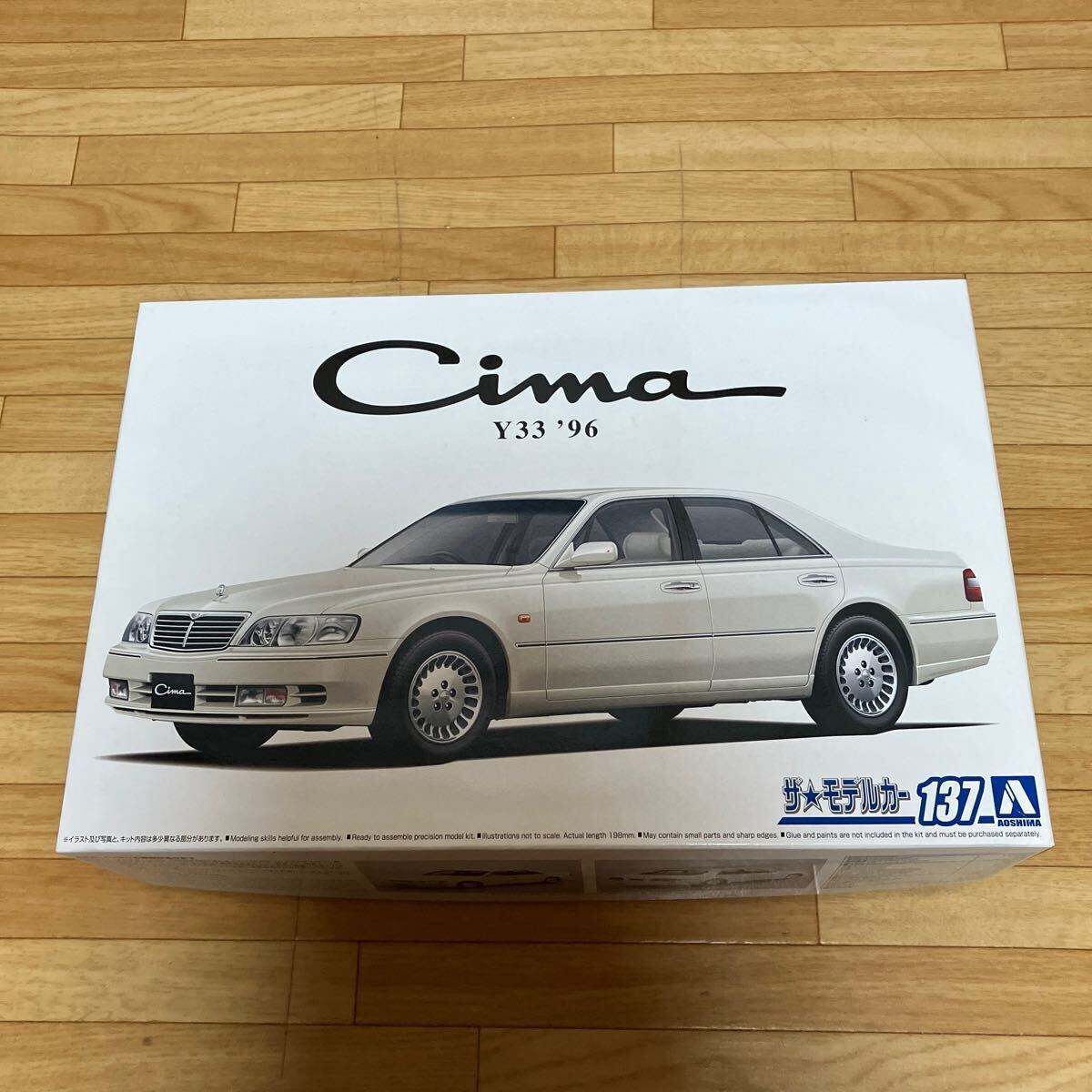模型【日産 Y33 シーマ】3代目CIMA プラモデル 完成品 VIPcar