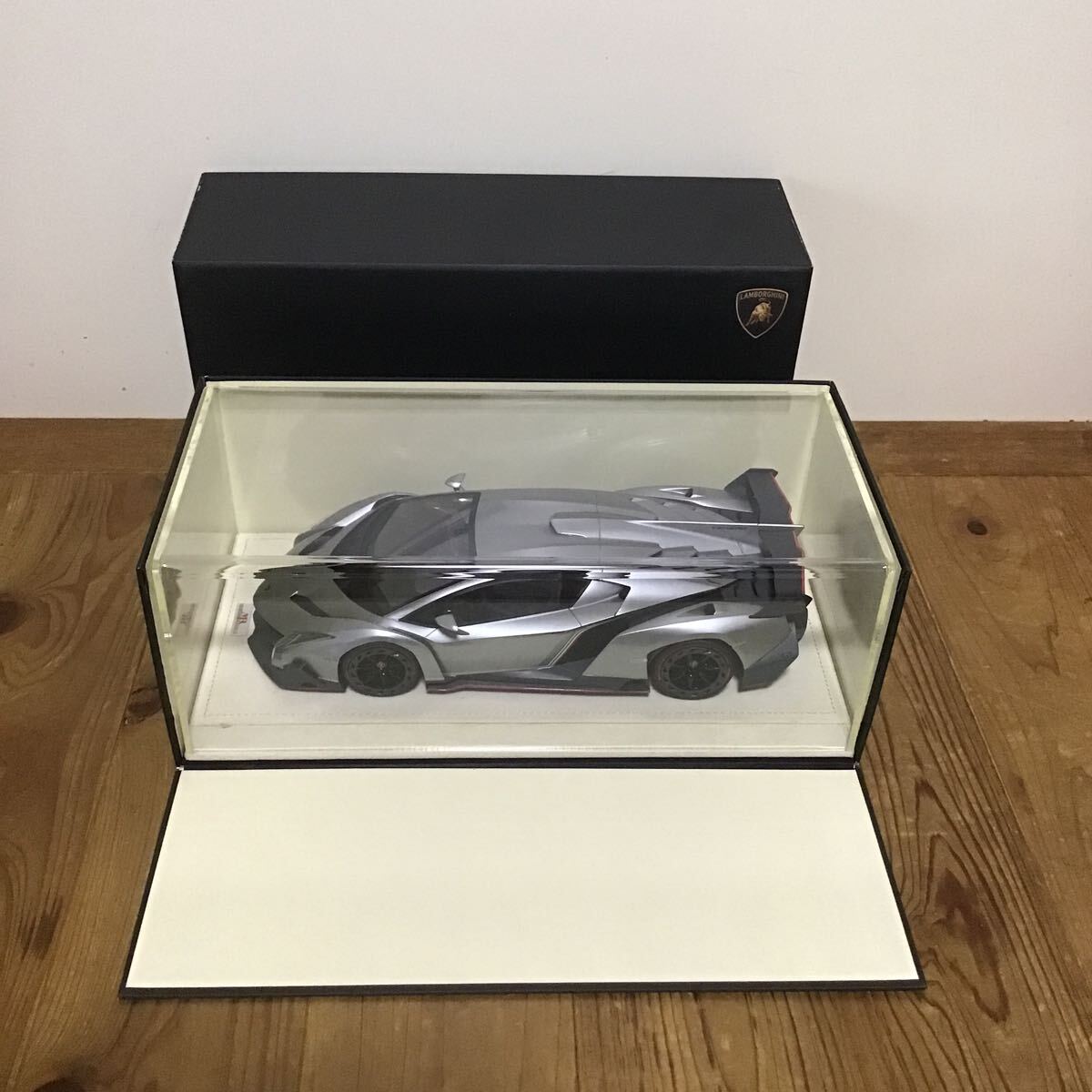 Yahoo!オークション -「1:18 ランボルギーニ ヴェネーノ」の落札 Yahoo!オークション -「1:18 ランボルギーニ ヴェネーノ」の落札