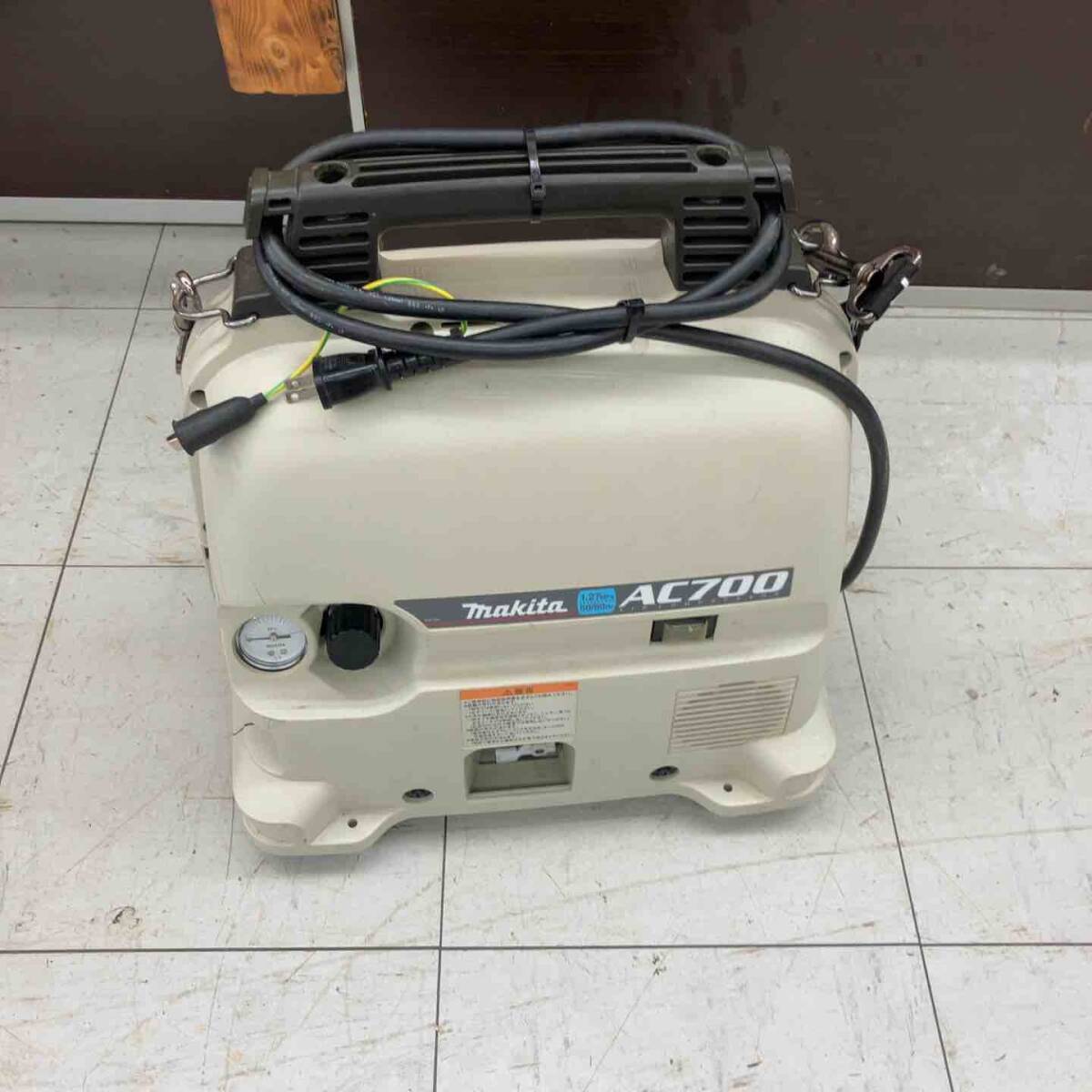 2025年最新】Yahoo!オークション -マキタ ac700の中古品・新品 2025年最新】Yahoo!オークション -マキタ ac700の中古品・新品