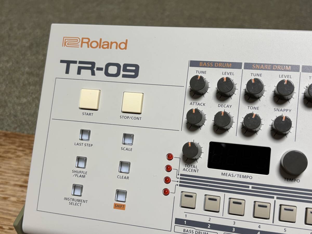 Yahoo!オークション -「roland tr 09」の落札相場・落札価格 Yahoo!オークション -「roland tr 09」の落札相場・落札価格