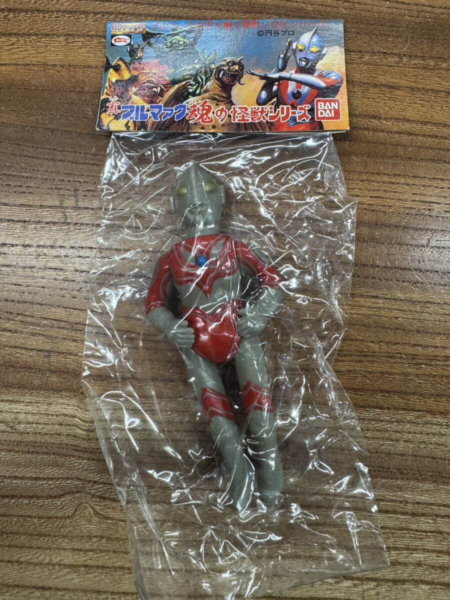 Yahoo!オークション -「ブルマァク魂」(ウルトラマン Yahoo!オークション -「ブルマァク魂」(ウルトラマン