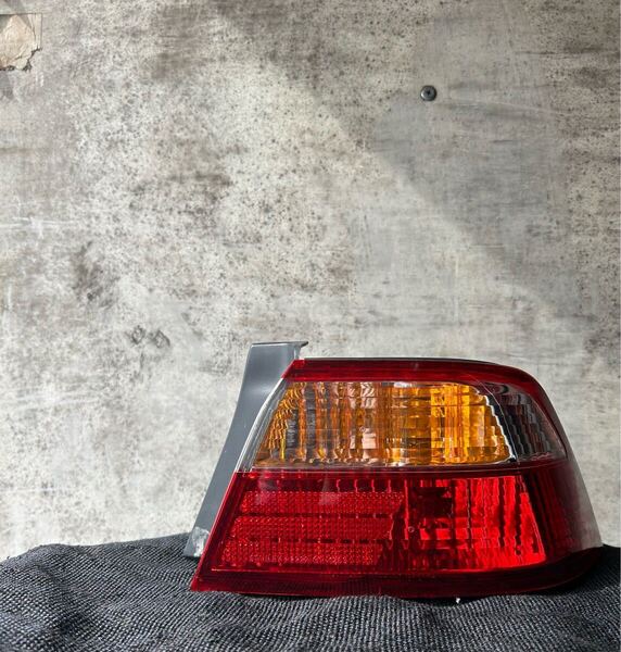 送料無料 CF4 トルネオ テールライト STANLEY R2222 運転席 R 右 honda 20250312