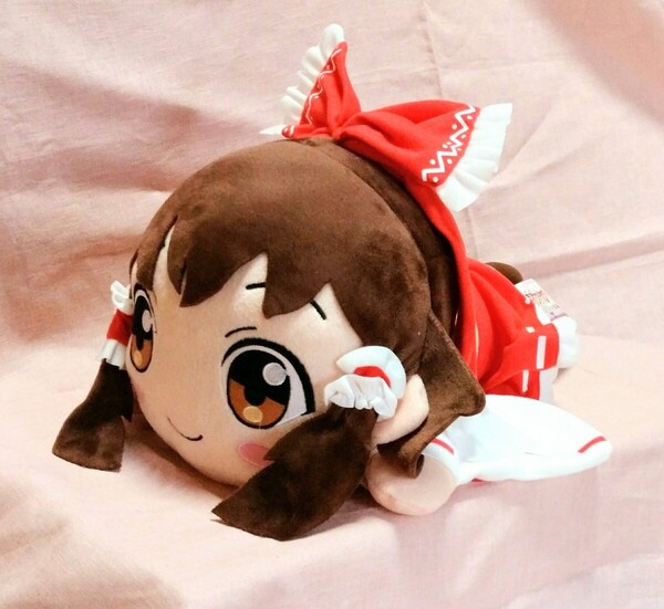 【新品未使用】東方project メガジャンボ寝そべりぬいぐるみ 博麗霊夢 タグ付き プライズ