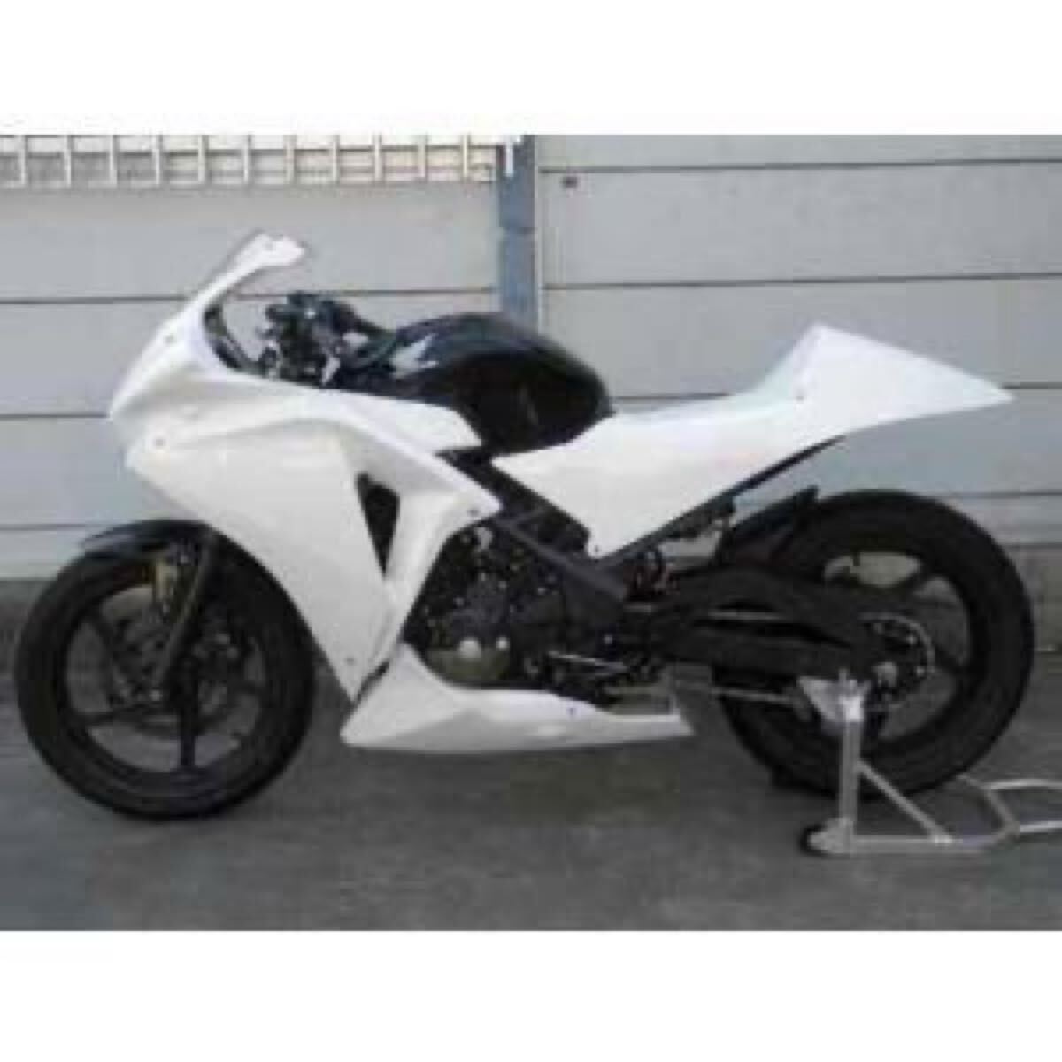 Yahoo!オークション -「cbr250r mc41 シングルシート」の落札 Yahoo!オークション -「cbr250r mc41 シングルシート」の落札