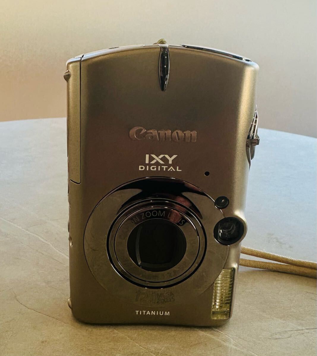 Yahoo!オークション -「canon ixy digital 2000is」の落札相場 Yahoo!オークション -「canon ixy digital 2000is」の落札相場
