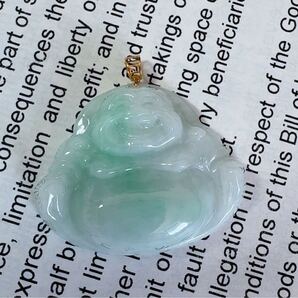 R2-0646天然本翡翠《本物保証》 緑 白 陽春白雪翡翠 ペンダントトップK18 一点物 希少 縁起物 お守り パワーストーン