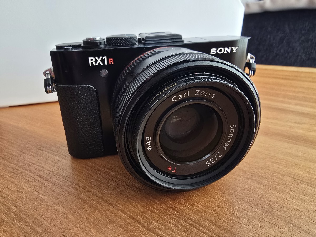 Yahoo!オークション -「dsc-rx1rm2」(家電、AV、カメラ) の落札 Yahoo!オークション -「dsc-rx1rm2」(家電、AV、カメラ) の落札
