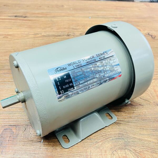 東芝 三相200vモーター IK FBKK 50/60Hz 未使用長期保管品! 即決送料無料!