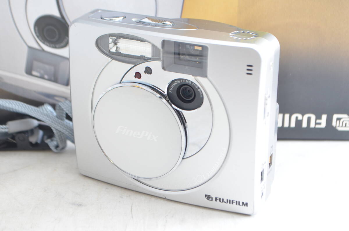 Yahoo!オークション -「finepix 30i」(富士フイルム Yahoo!オークション -「finepix 30i」(富士フイルム