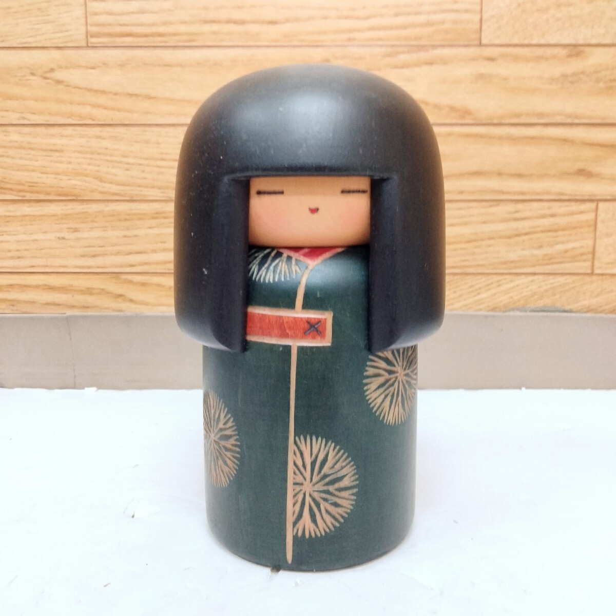 Yahoo!オークション -「関口三作」(こけし) (日本人形)の落札 Yahoo!オークション -「関口三作」(こけし) (日本人形)の落札