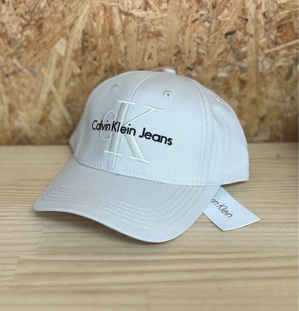 Yahoo!オークション -「calvin klein キャップ」の落札相場