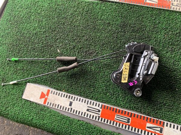 全国送料無料 210 クラウン アスリート GRS214 ドアロックアクチュエーター ソレノイド 右 前
