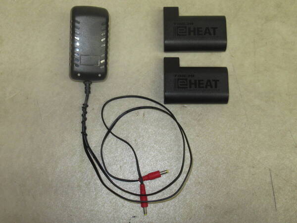 全国送料無料!RSタイチ e-HEAT 7.2V専用充電器+専用モバイルバッテリー2個Set中古品 動作確認済み ACアダプター MCT-5000B ORP-084V3000A