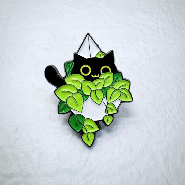 【ピンバッジ】黒猫 観葉植物 にゃんこ グリーン かわいい 癒し