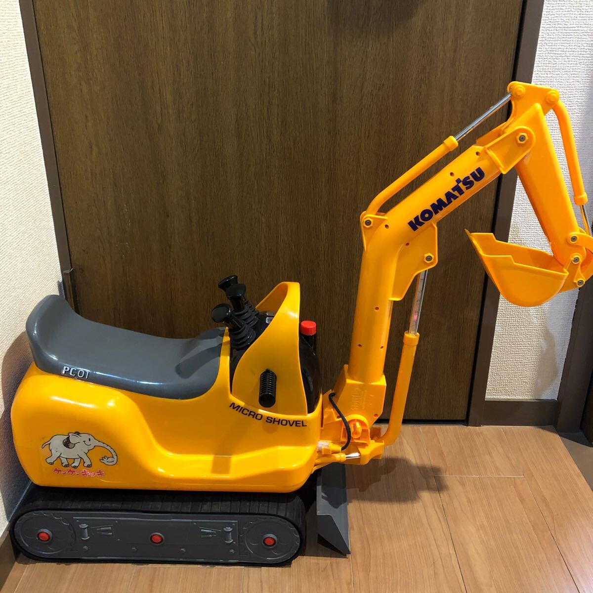 Yahoo!オークション -「コマツ pc01」(乗用玩具) の落札相場 Yahoo!オークション -「コマツ pc01」(乗用玩具) の落札相場