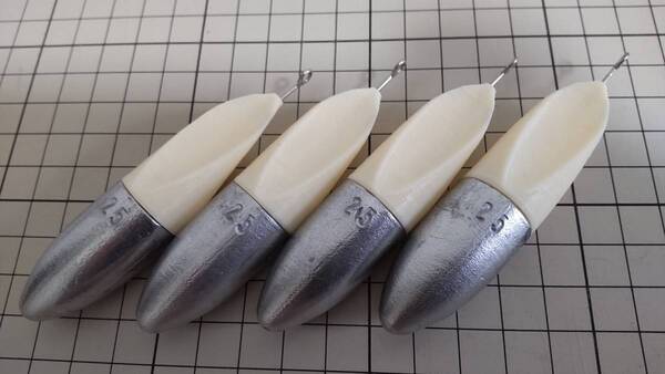 3Dウイングフロートサーフシンカー 象牙色 25号 4本入り 送料込み キスの引き釣りに!