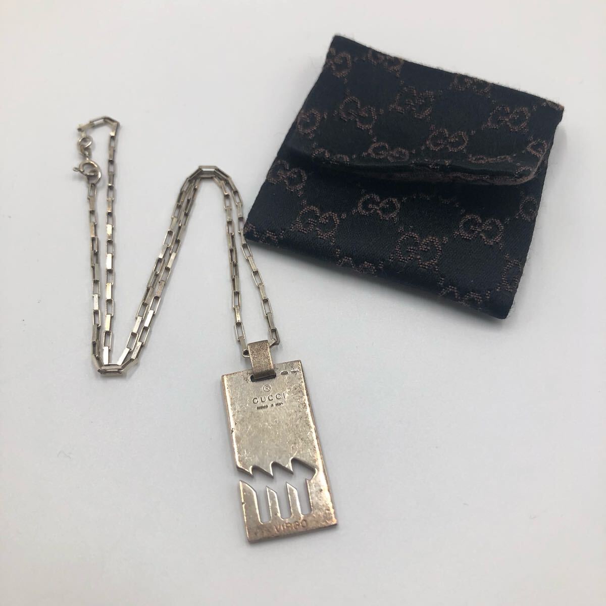 GUCCI 星座 SCORPIO さそり座 ペンダントトップ Yahoo!オークション -「gucci 蠍座」の落札相場・落札価格