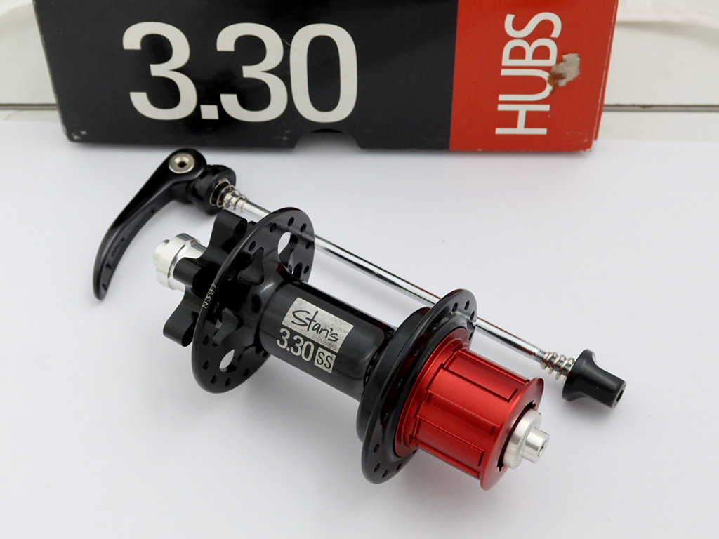 Yahoo!オークション - 特注品 CHOSEN TRACK hub シングル Yahoo!オークション - 特注品 CHOSEN TRACK hub シングル