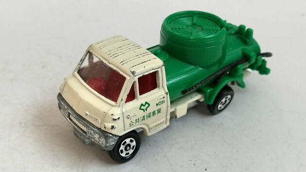 ☆商談中☆ 5787 塗装修復トミカ トヨタダイナ バキュームカー 1