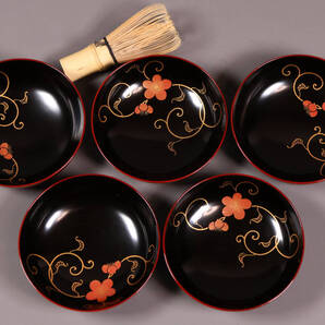 【MA489】漆芸 木製漆器 梅唐草蒔絵 木皿 五客 11.9cm 黒塗 溜塗 天然木 / 検・伝統工芸品 菓子皿 銘々皿 輪島 加賀 能登 金沢 京都