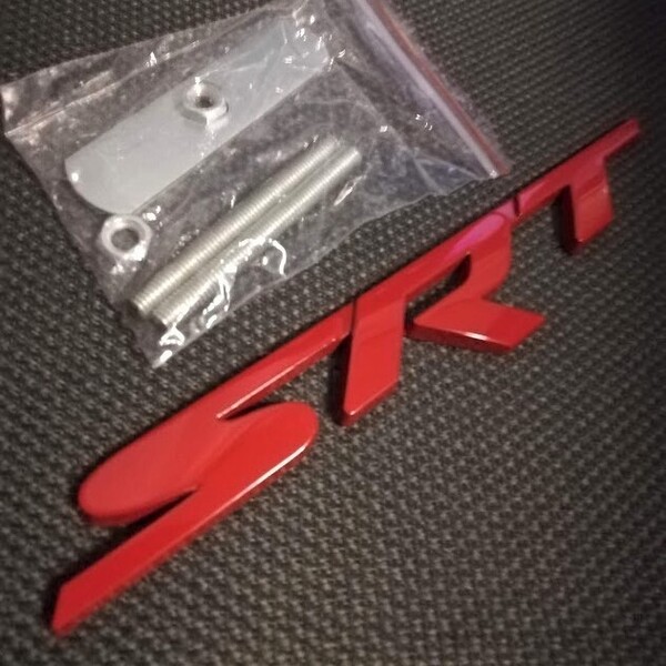 DODGE ダッジ SRT グリル エンブレム レッド メタル