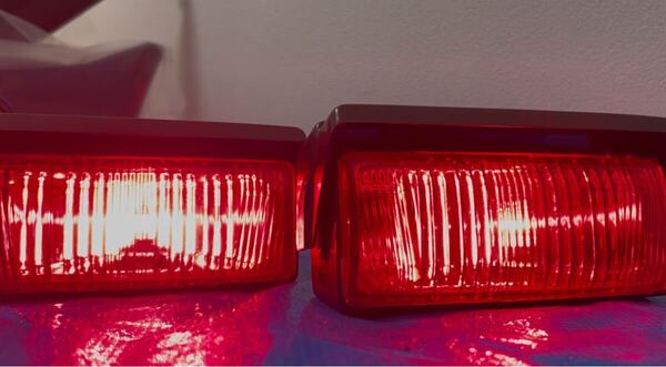 送料無料 小糸 オートカバー 警光灯 開閉点滅確認済み 覆面